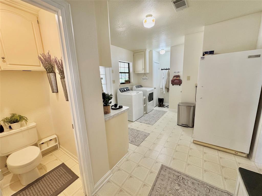 Big Oak Bay - Residential