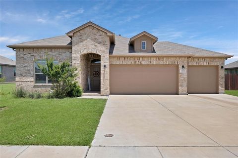 1099 Admiral Drive Azle TX 76020