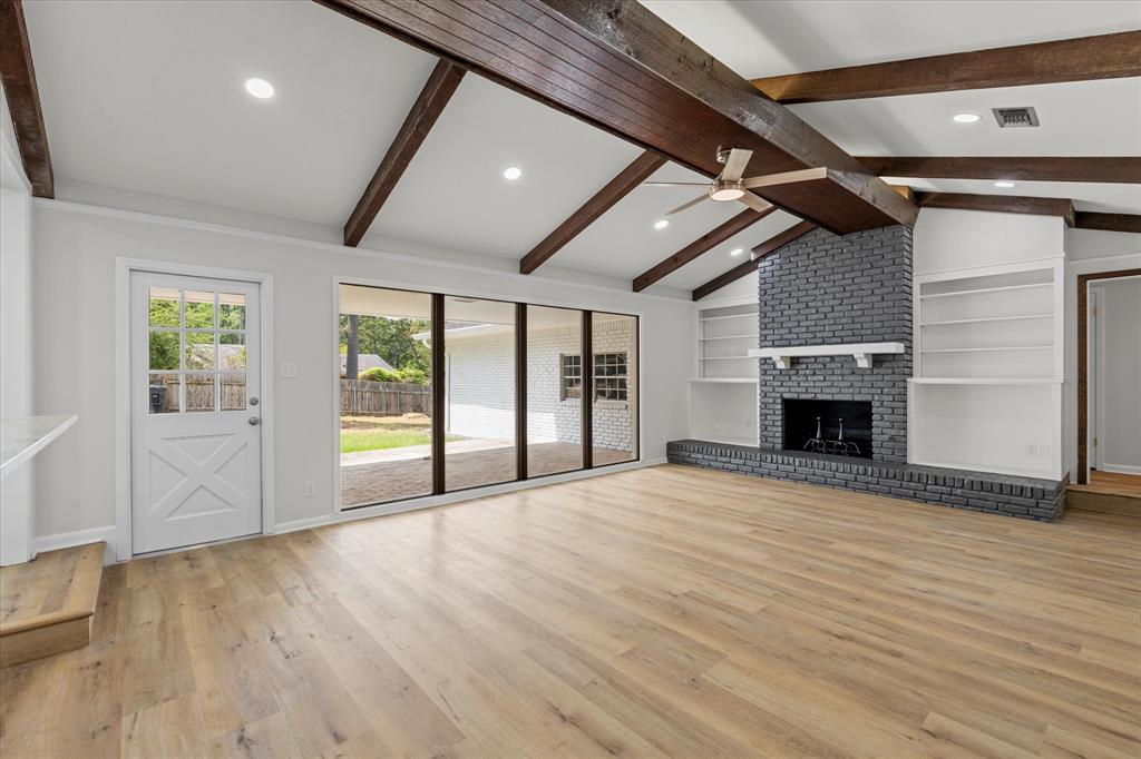 Shreveport, Louisiana 71118, United States, 5 Bedrooms Bedrooms, ,3 BathroomsBathrooms,Residential,Active,197880