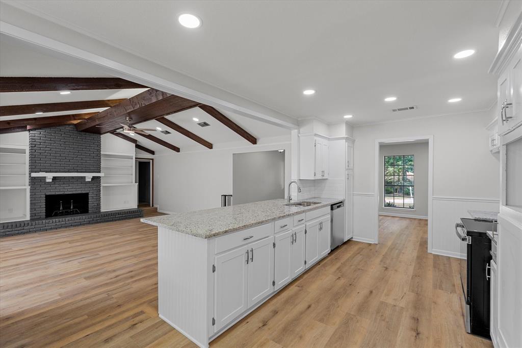 Shreveport, Louisiana 71118, United States, 5 Bedrooms Bedrooms, ,3 BathroomsBathrooms,Residential,Active,197880