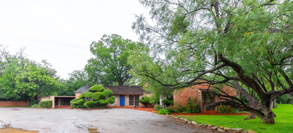 325 Elm Cove Drive