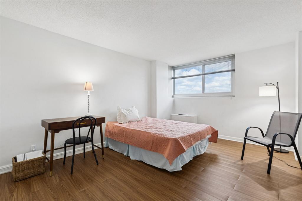 Twenty-One Turtle Creek Condo - Residential Lease