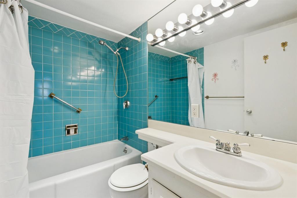 Twenty-One Turtle Creek Condo - Residential Lease