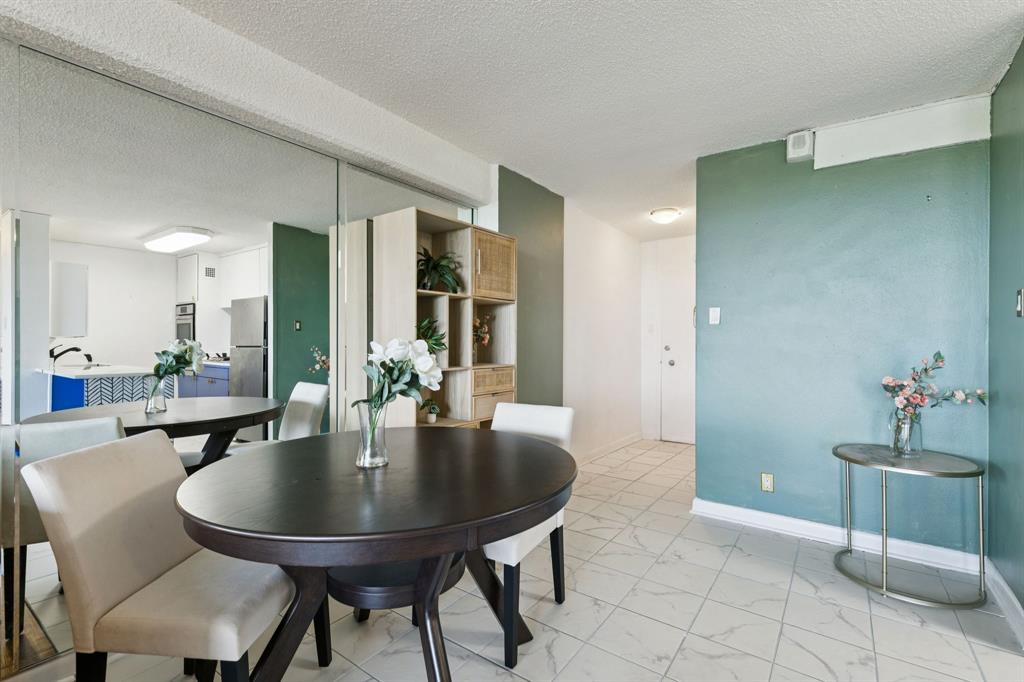 Twenty-One Turtle Creek Condo - Residential Lease