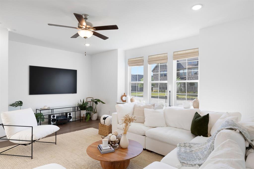 4505 Cypress Thorn Drive