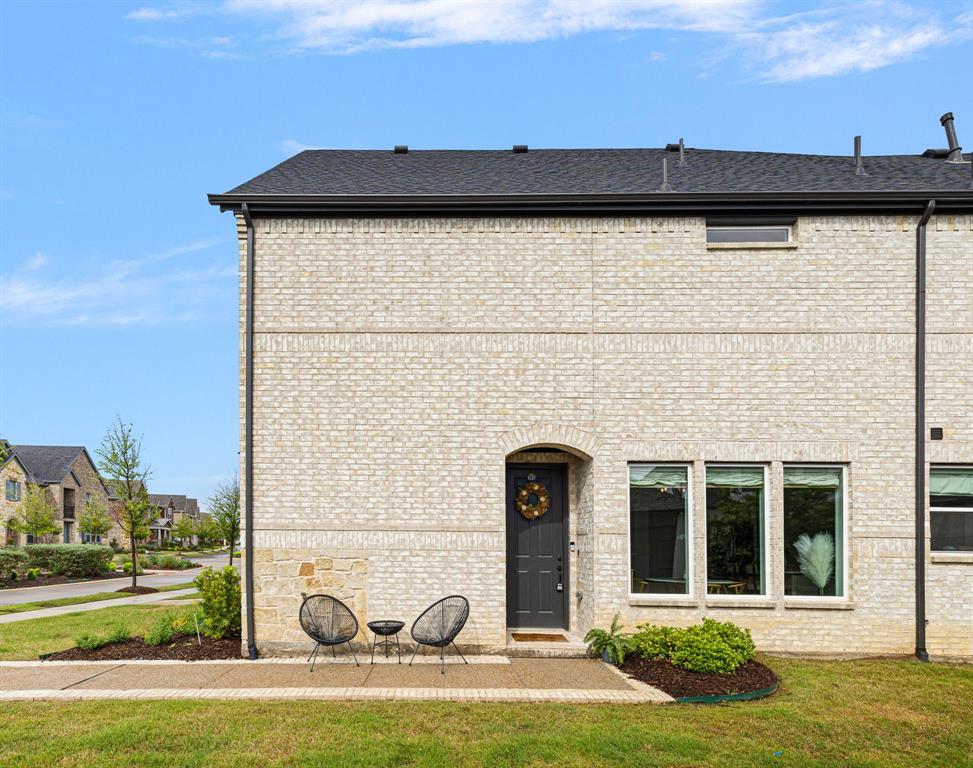 4505 Cypress Thorn Drive
