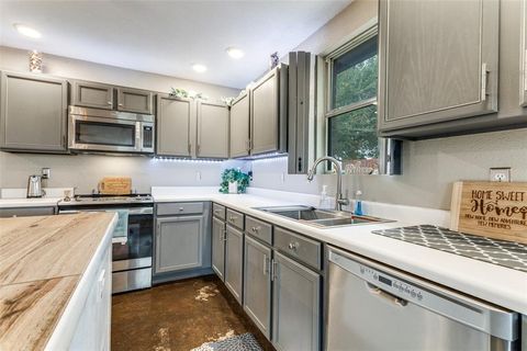 5201 Emmeryville Lane Fort Worth TX 76244