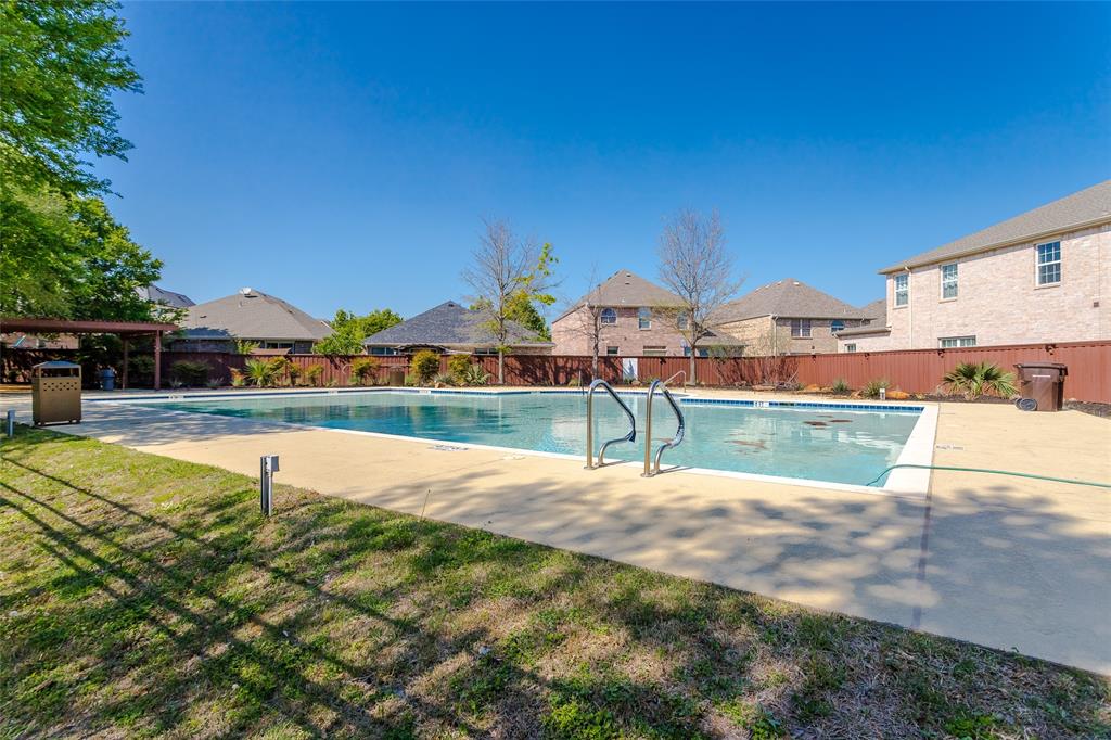 Oak Point Estates - Residential