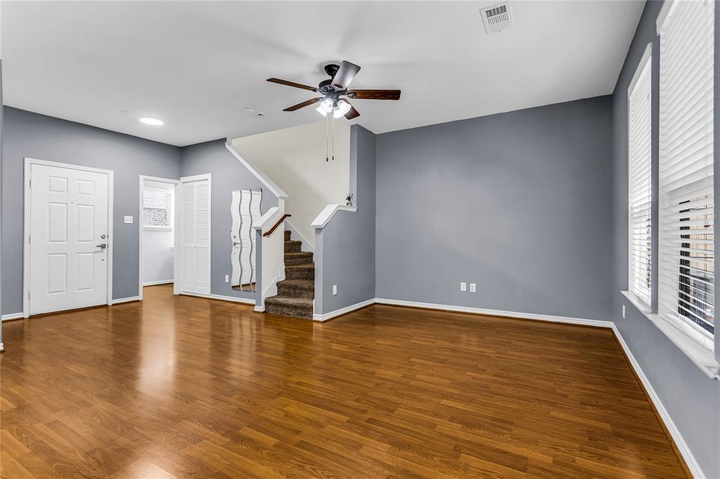 Oak Point Estates - Residential