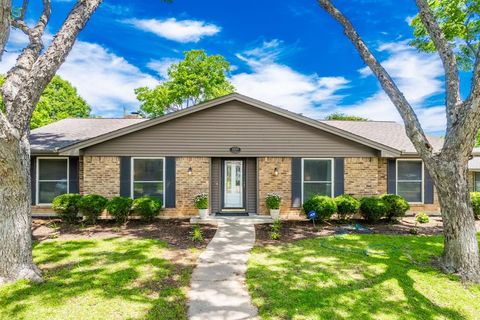 1009 Rocky Canyon Road Arlington TX 76012