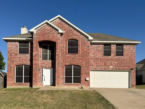 4450 Malvern Hill Road Grand Prairie TX 75052