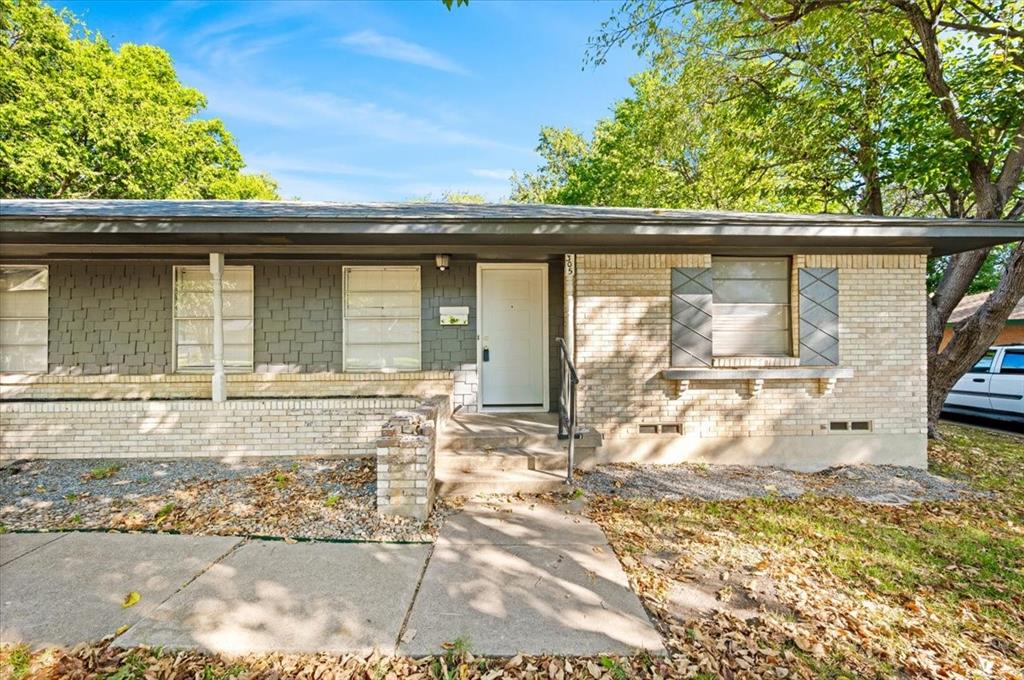 305 Valleyglen Drive