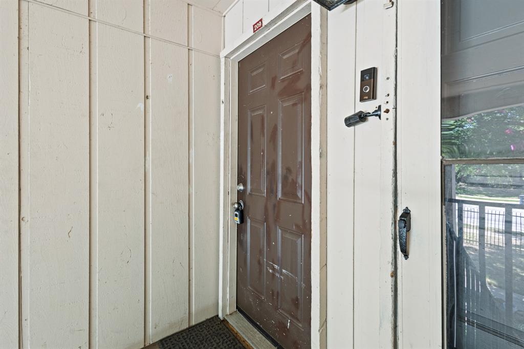 Woodhaven Condo - Residential