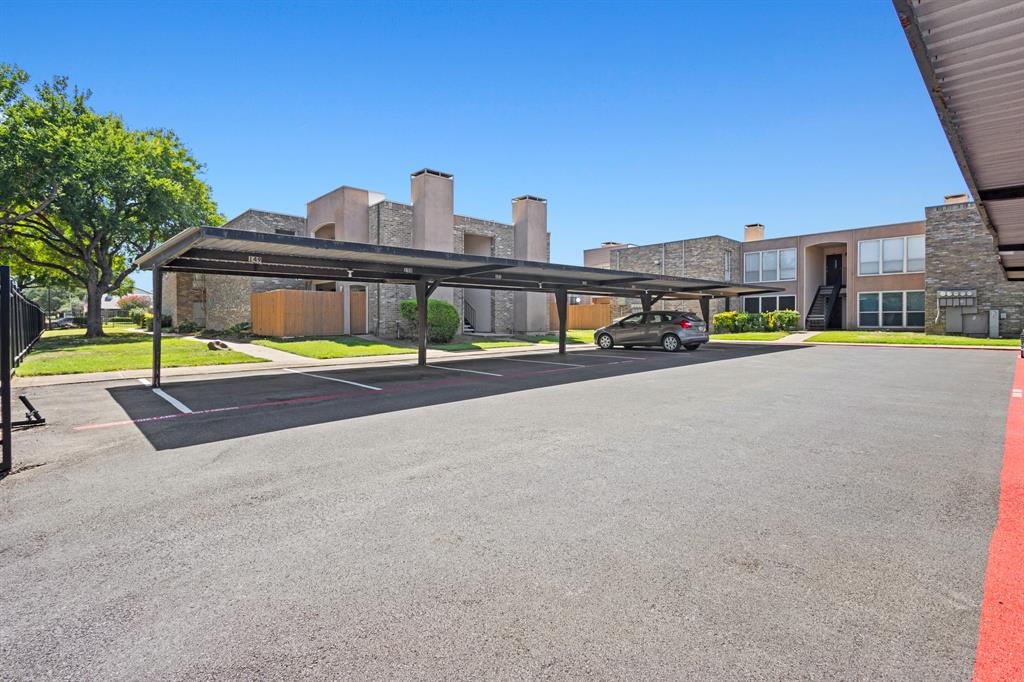 Woodhaven Condo - Residential