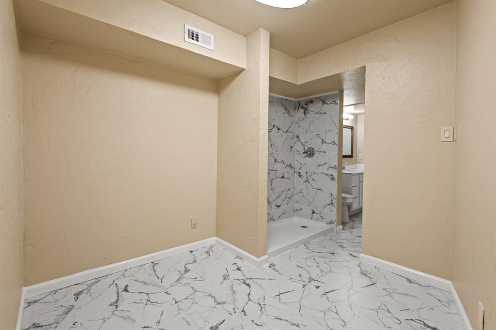 Woodhaven Condo - Residential