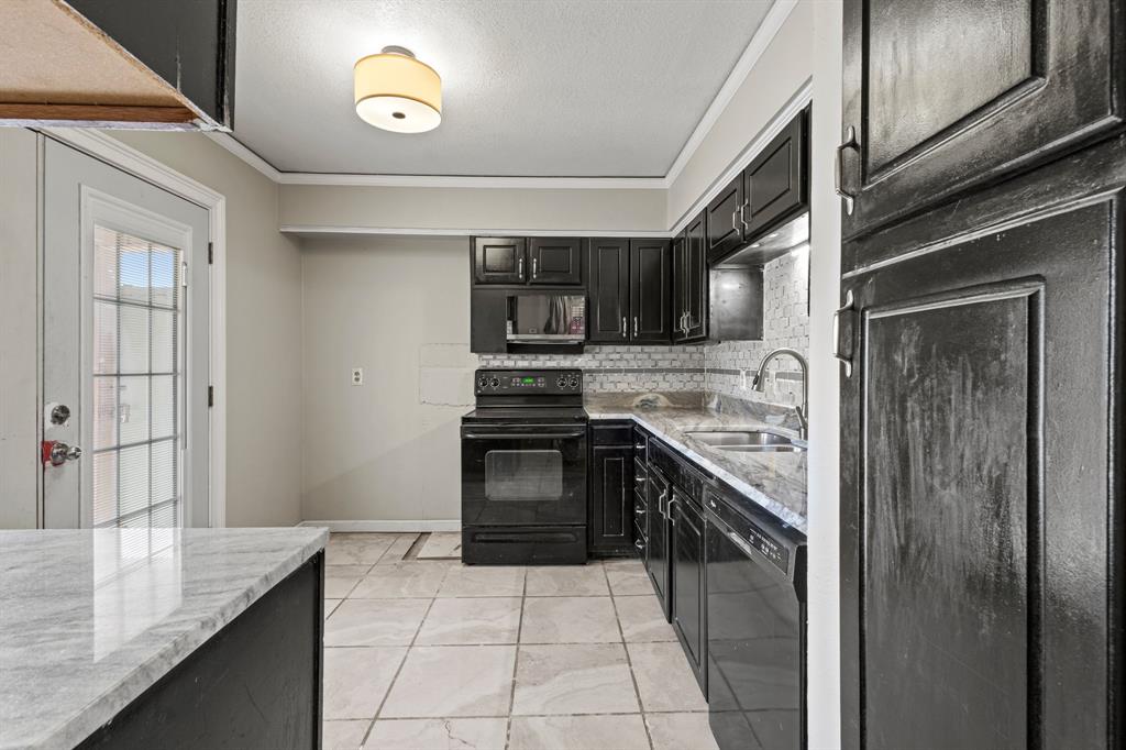 5634 Boca Raton Boulevard 209