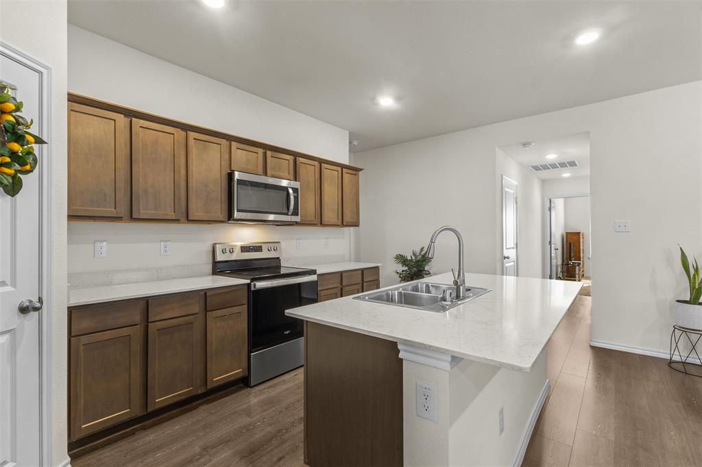 Magnolia Ph 7 - Residential