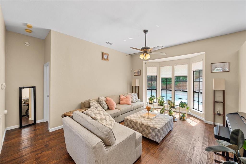 4137 Mapleridge Drive