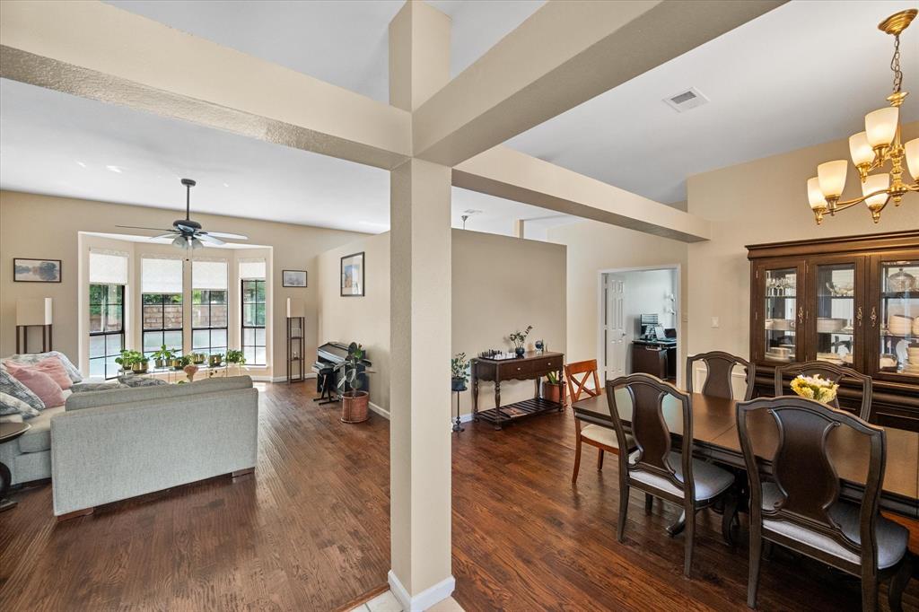 4137 Mapleridge Drive