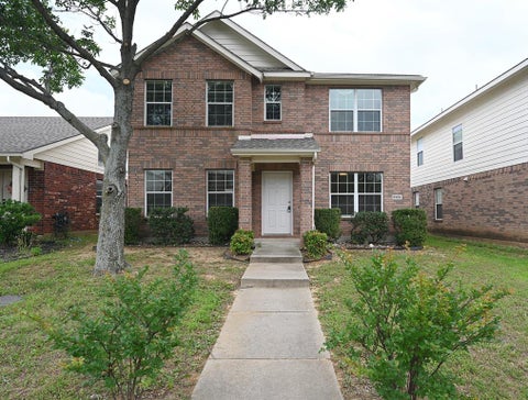 Photo of 8908 Stewart Street, Cross Roads, TX 76227 (MLS # 21370820)