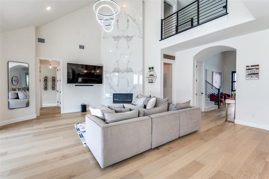 3228 Saddle Brook Road