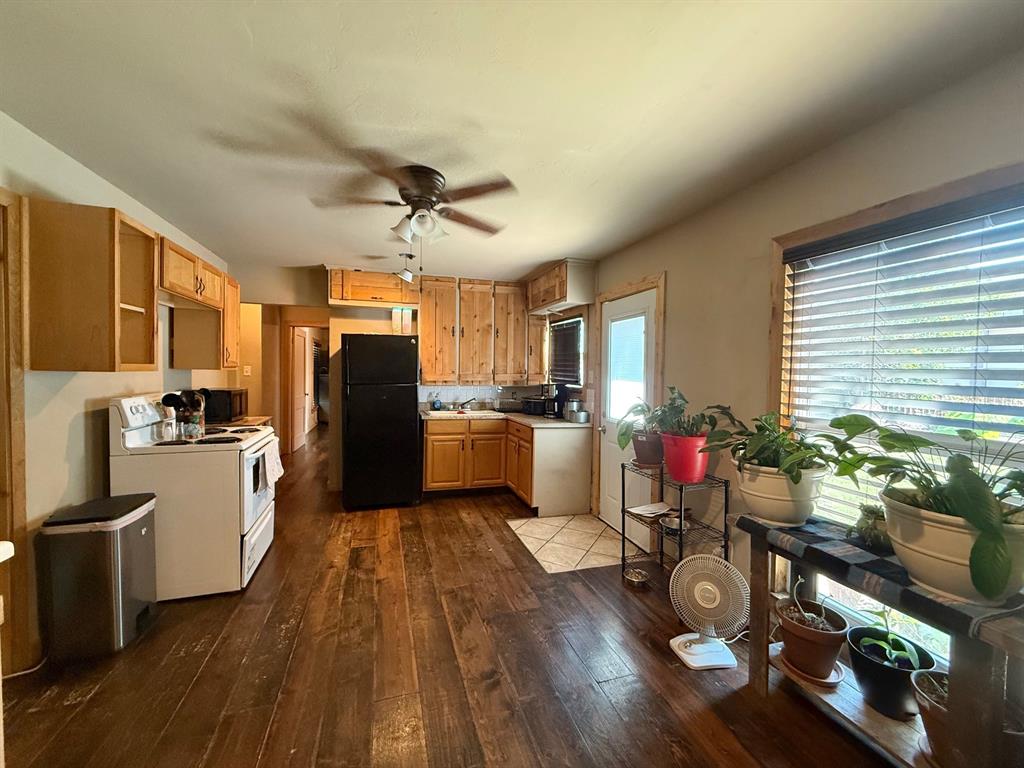104 N 5th Street