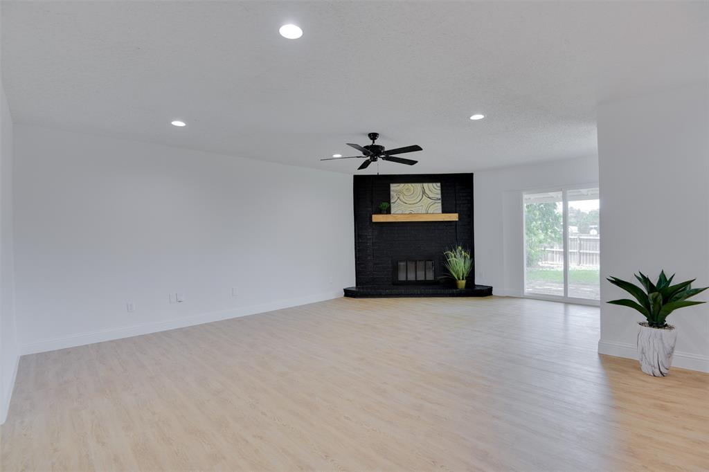 1105 Hickory Hill Drive