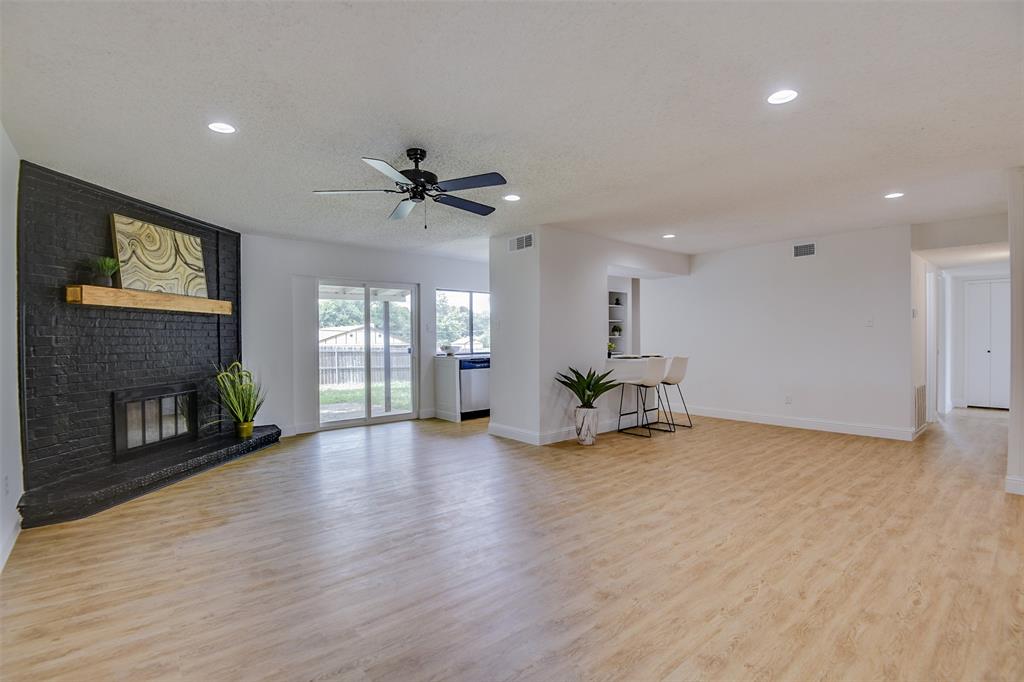 1105 Hickory Hill Drive