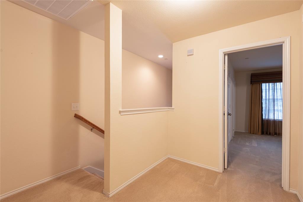 Pasquinellis Village On The Green - Residential