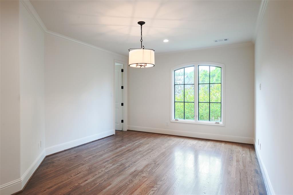 ROYAL CREST - Residential