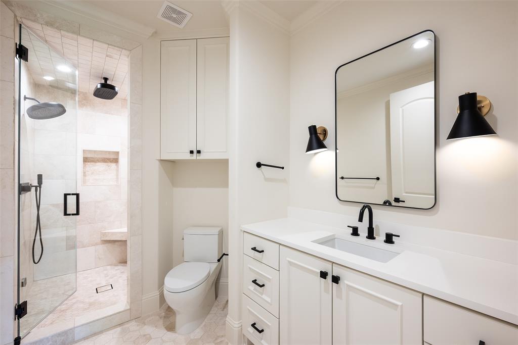 ROYAL CREST - Residential