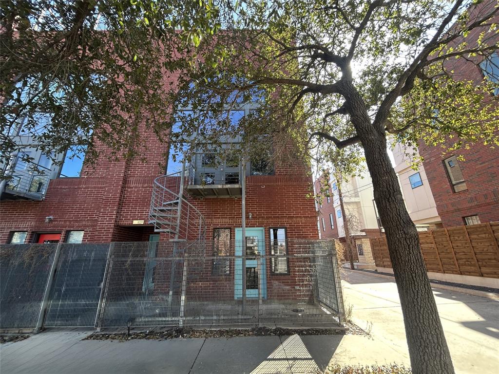 Schaumburg Loft Condominimum - Residential