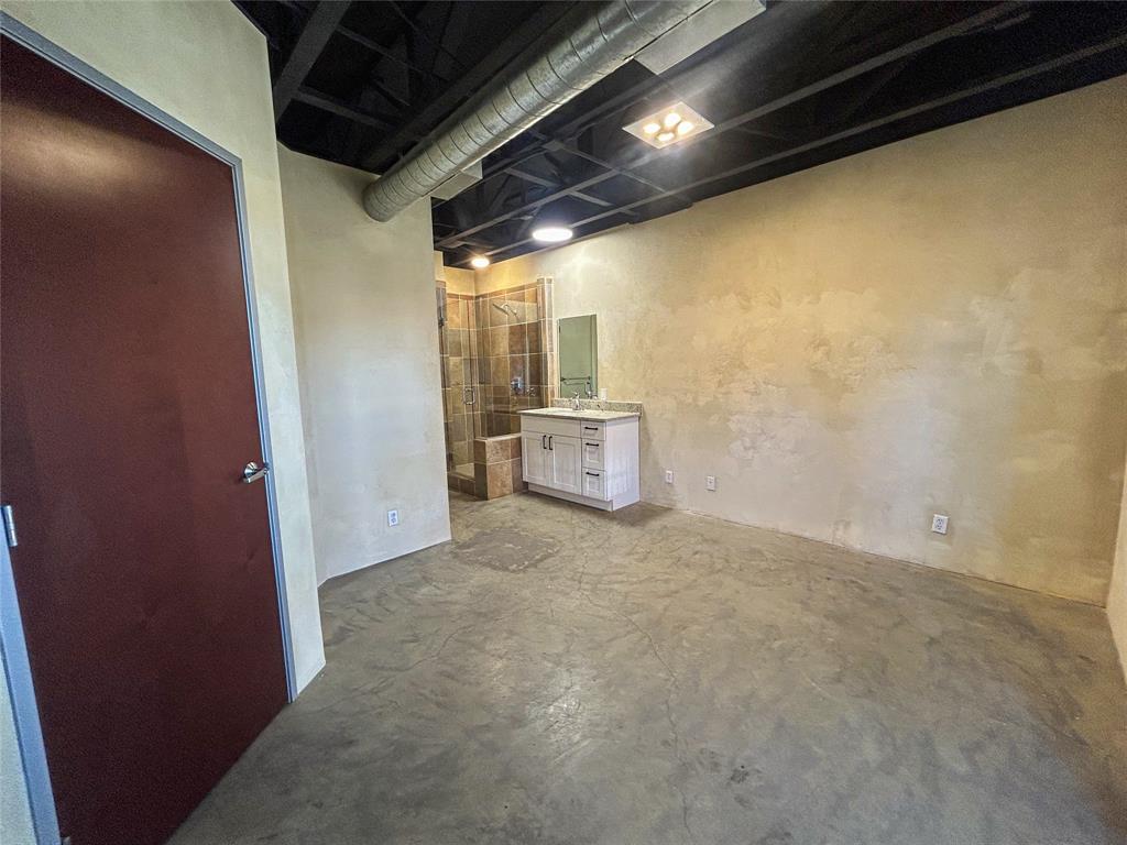 Schaumburg Loft Condominimum - Residential