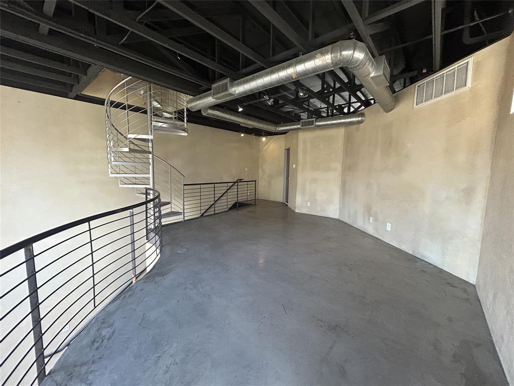 Schaumburg Loft Condominimum - Residential