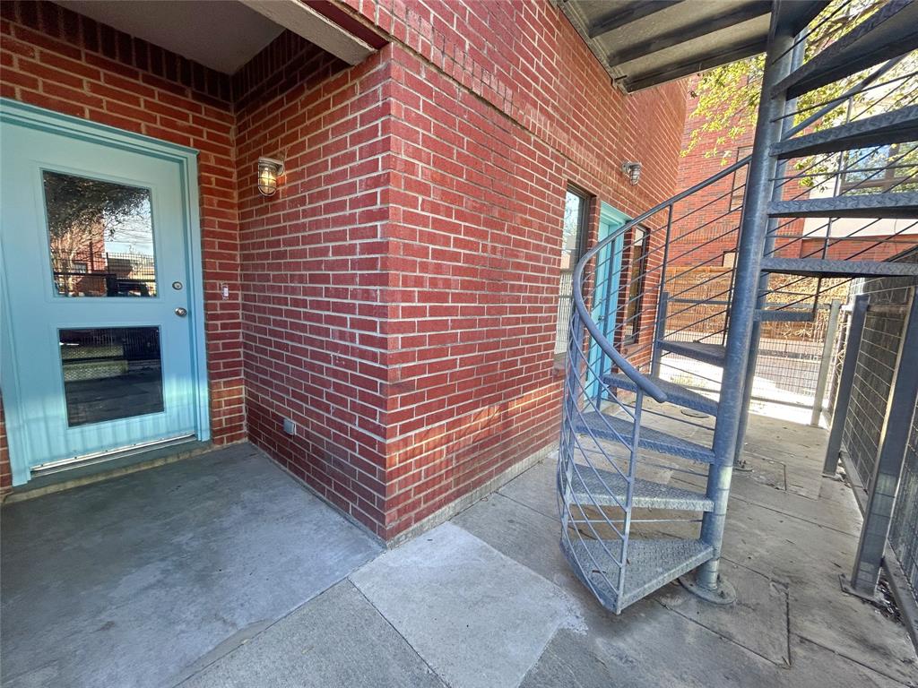 Schaumburg Loft Condominimum - Residential