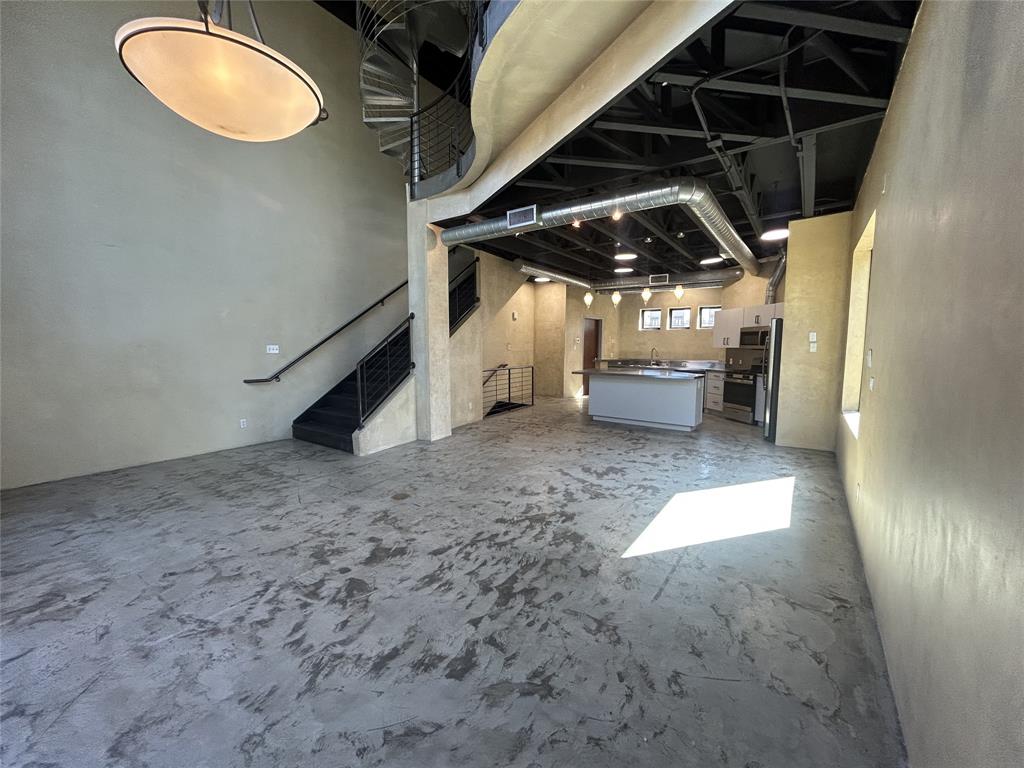 Schaumburg Loft Condominimum - Residential