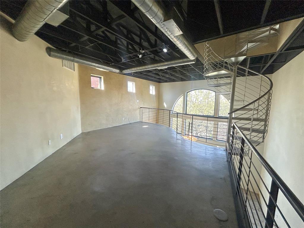 Schaumburg Loft Condominimum - Residential