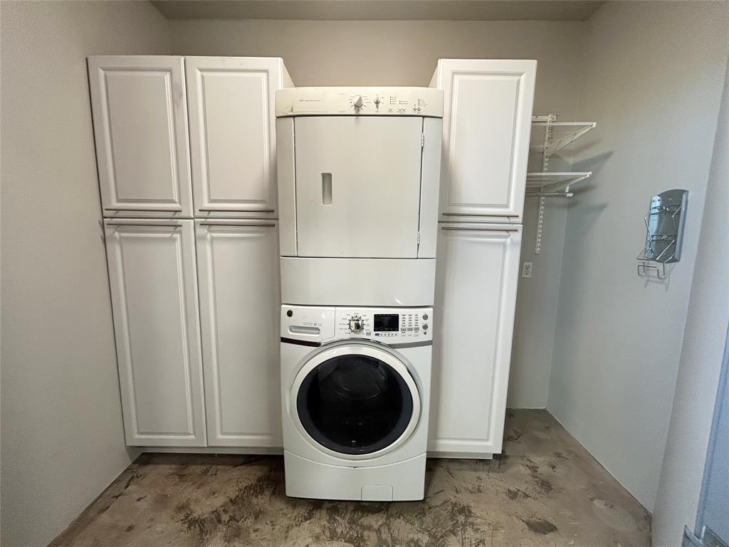 Schaumburg Loft Condominimum - Residential