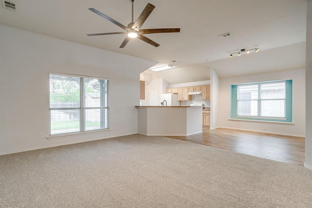 Lynn Creek Village Add - Residential