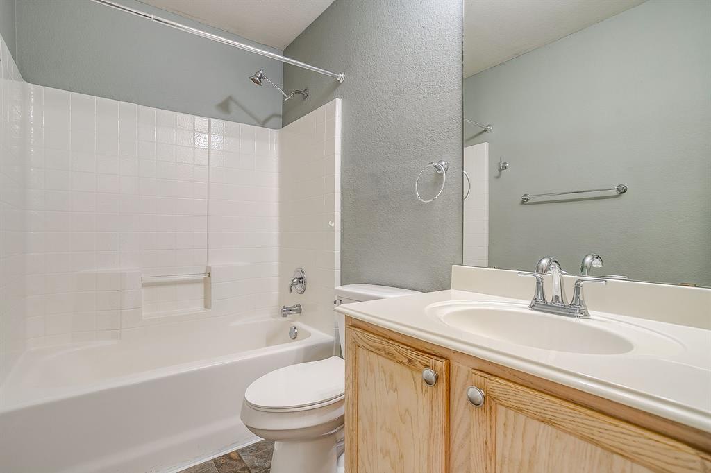 Lynn Creek Village Add - Residential