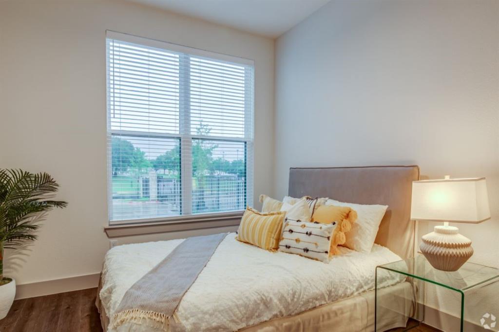 The Mark At Weatherford - Residential Lease