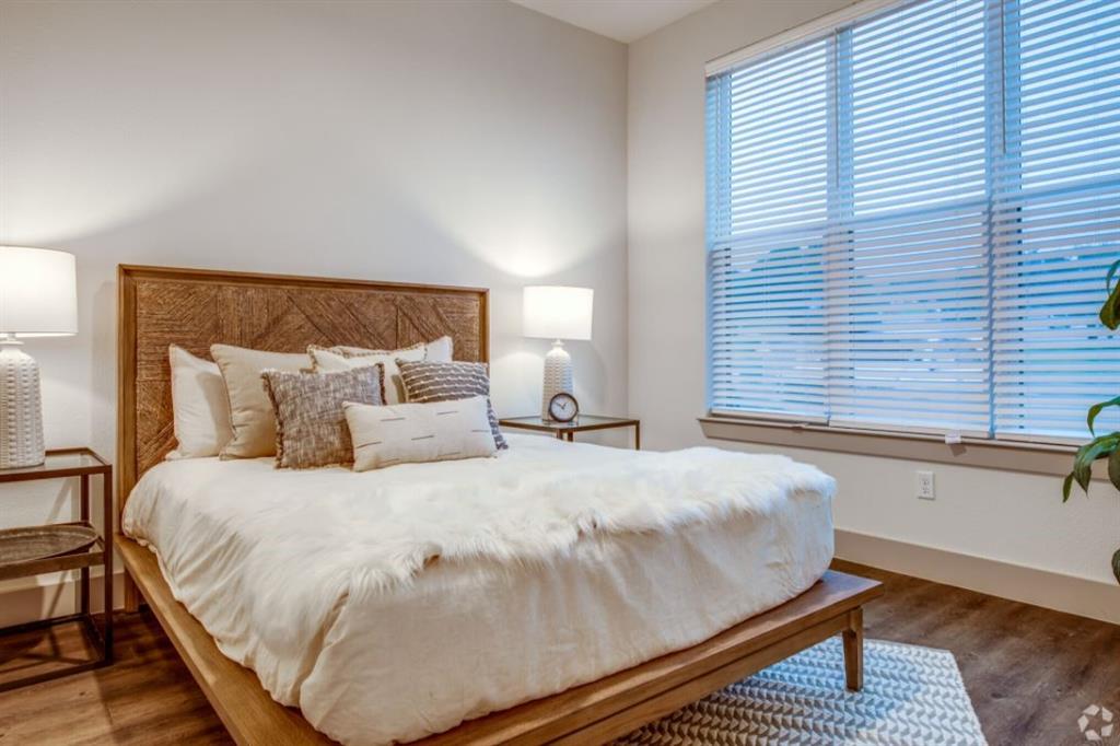 The Mark At Weatherford - Residential Lease