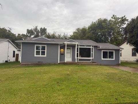 2202 Cunningham Street Irving TX 75062