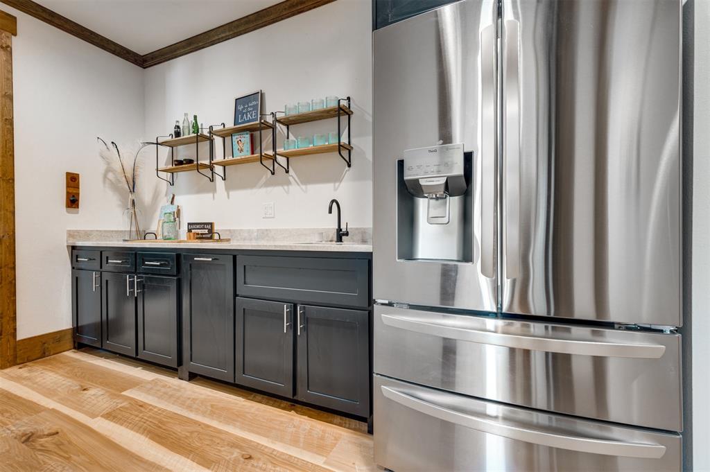 Lands End - Residential