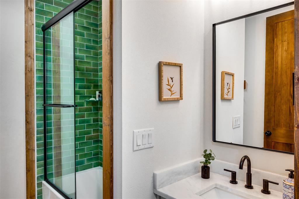 Lands End - Residential