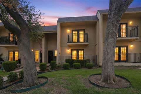 Photo of 9480 Timberleaf Drive, Dallas, TX 75243 (MLS # 21346202)