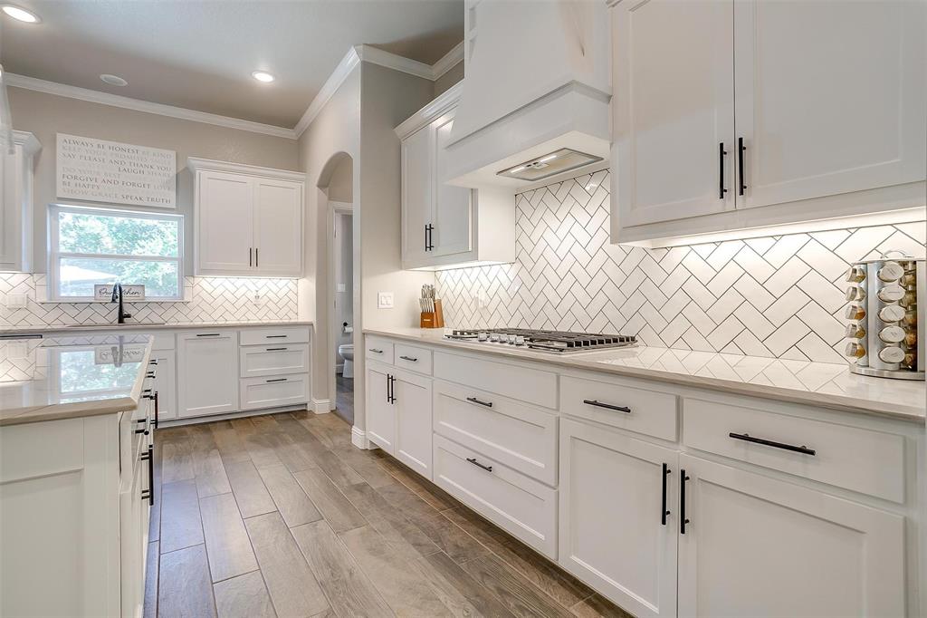 1008 Trinity Oaks Road