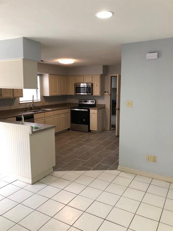 Oak Lakes - Residential Lease