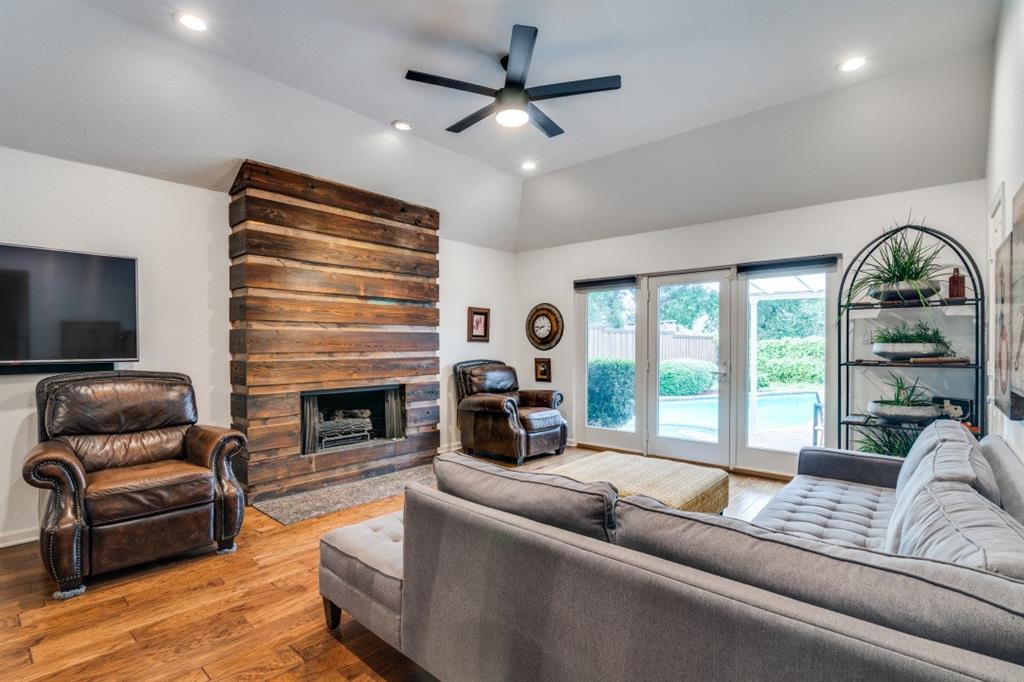 1325 Auburn Place