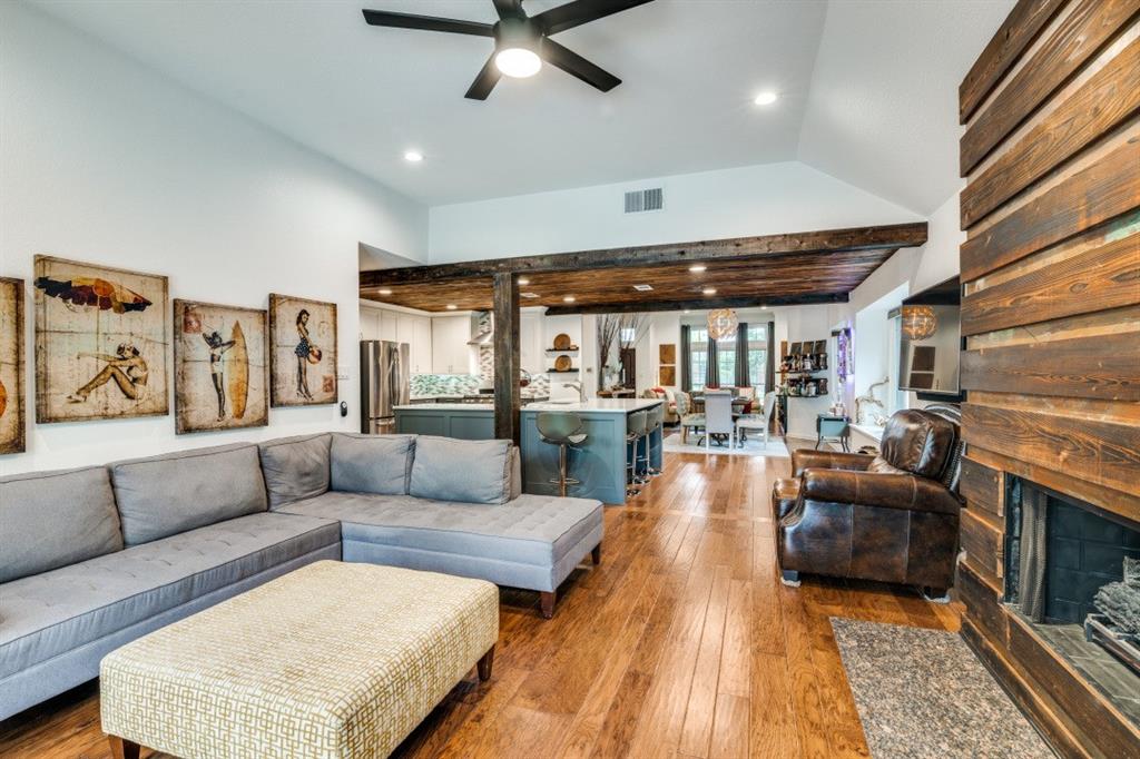 1325 Auburn Place